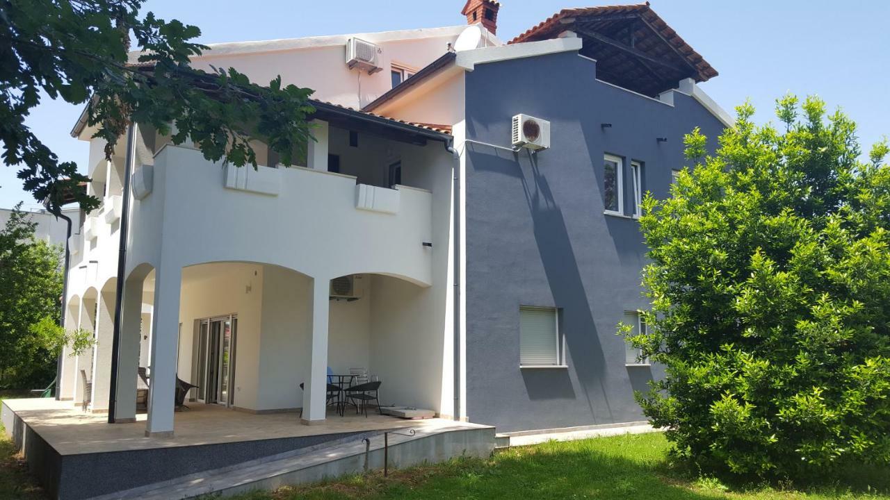 Villa Iva 메덜린 외부 사진